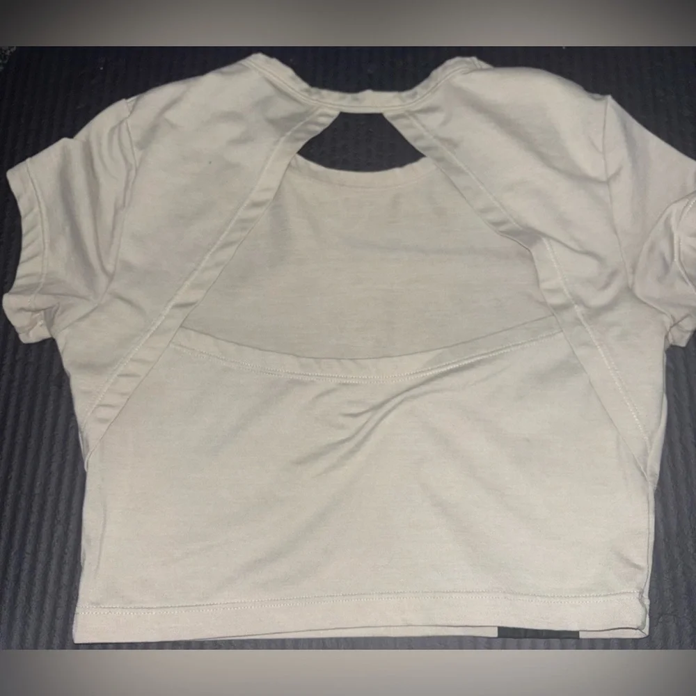 Alphalete top - Picture 4 of 5